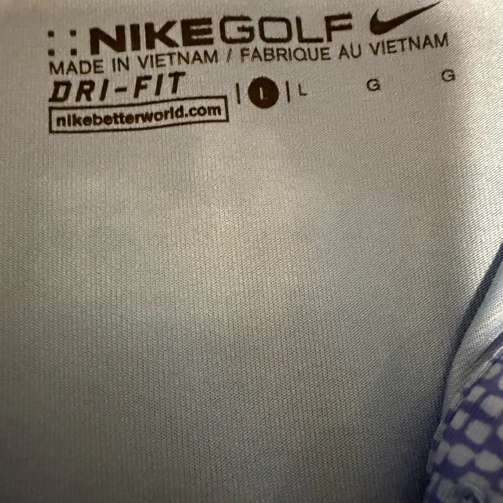 Nike Women’s Blue Short-Sleeve Golf Polo with Subtle Dot Texture